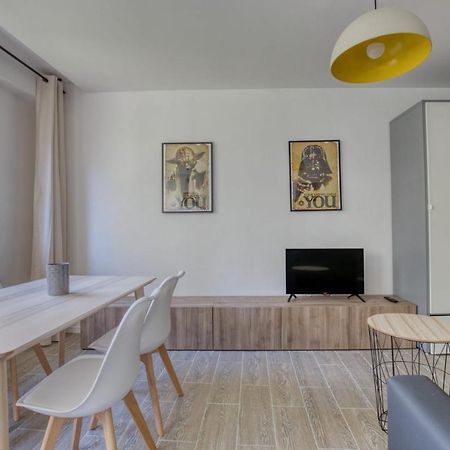 Charming Apartment In The Heart Of The 19Th 파리 외부 사진